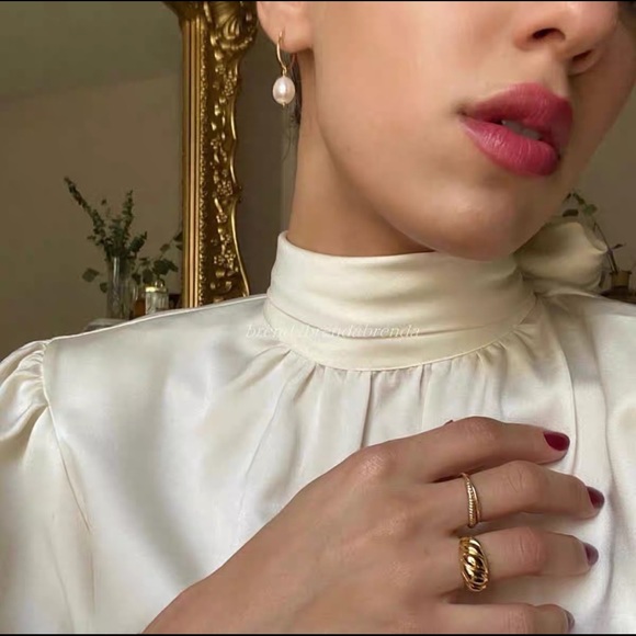 CLOSING SALE! 18K Gold Plated croissant Ring - Picture 10 of 10